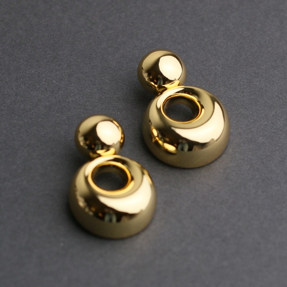 Lele Sadoughi Gold Medallion Drop Earrings - Picture 5 of 8